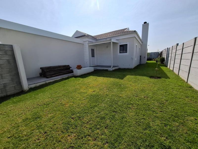 3 Bedroom Property for Sale in Sunningdale Western Cape